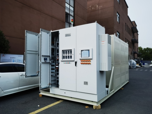 900KW電加熱導(dǎo)熱油爐，電熱導(dǎo)熱油爐出貨